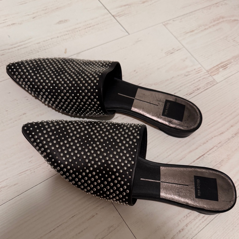 Woman’s dolce vita shoes size 8.5